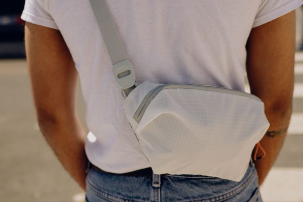 Peak Design Outdoor Sling 2L Cross Body Bag Weatherproof-9