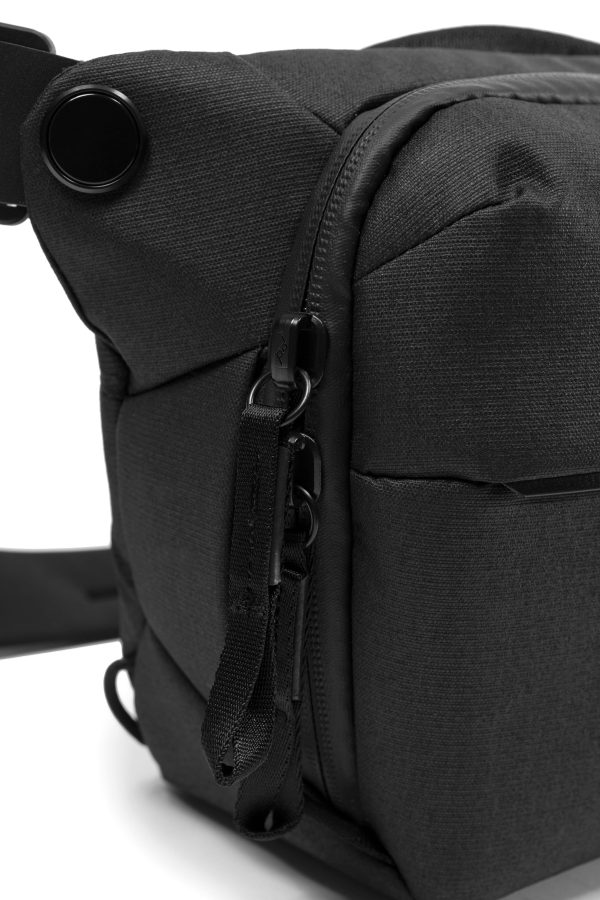 Peak Design Everyday Sling 6L Camera Bag Weatherproof-6