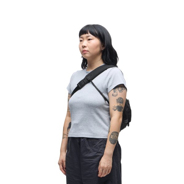 Peak Design Outdoor Sling 7L Ultralight Recycled Nylon Bag-4
