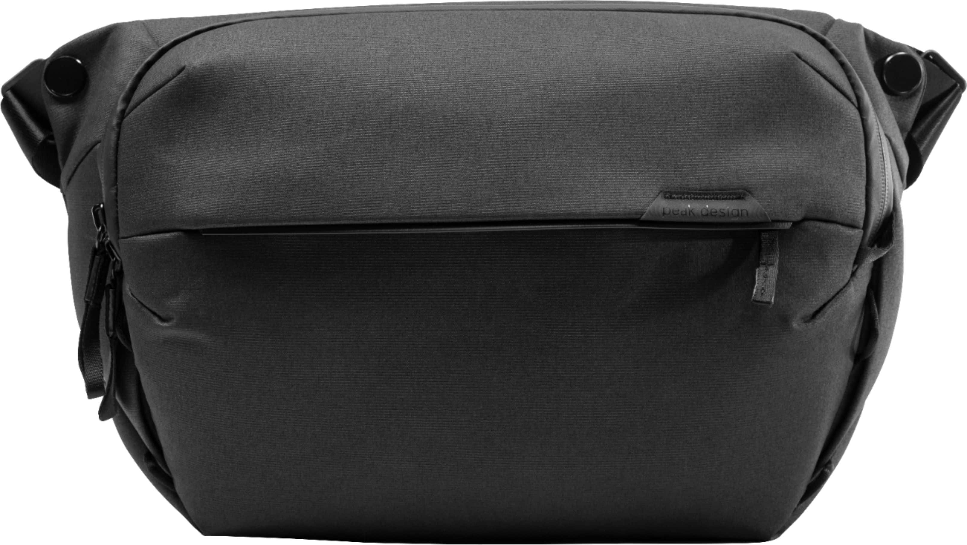 Peak Design Everyday Sling V2 10L in use with camera and laptop