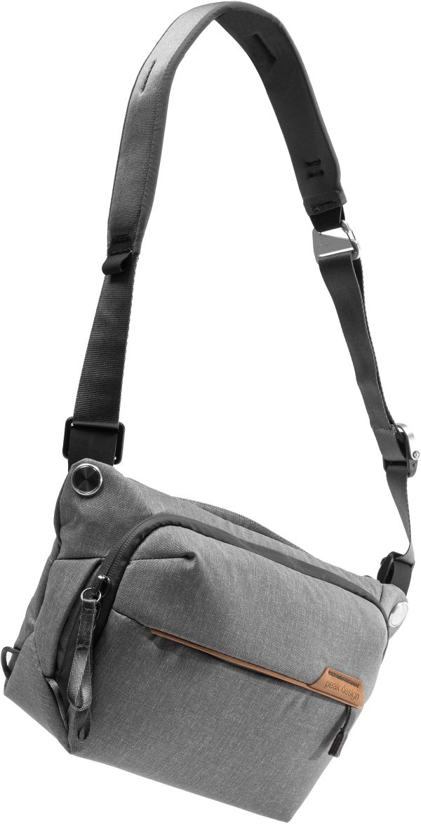 Peak Design Everyday Sling 3L Camera Bag Weatherproof Nylon-2