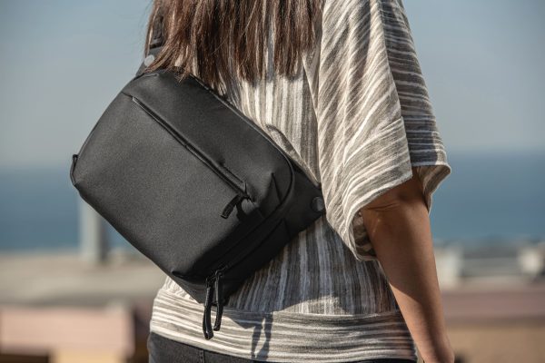 Peak Design Everyday Sling 6L Camera Bag Weatherproof-10